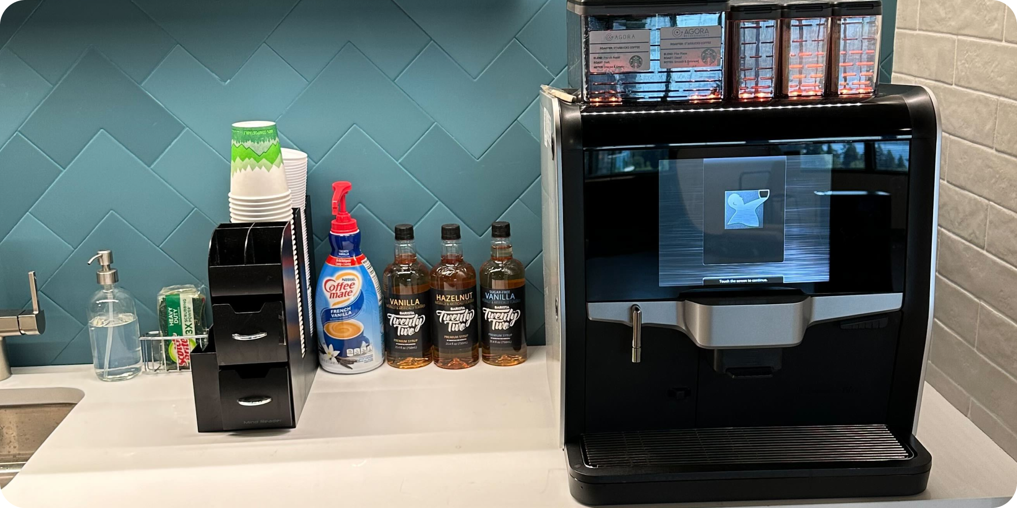 How to sweeten up your office coffee station with coffee creamer